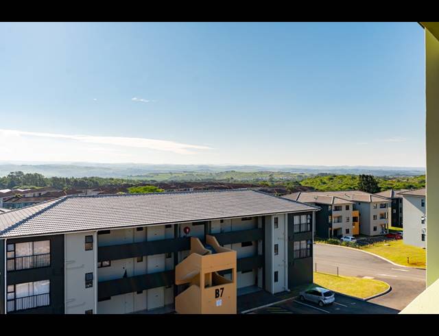 2 BEDROOM APARTMENT FOR SALE IN SHEFFIELD BEACH